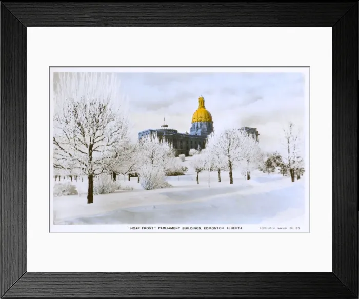Framed Print : Alberta Parliament Buildings, Edmonton, Canada - Winter Framed Print : Alberta Parliament Buildings, Edmonton, Canada - Winter