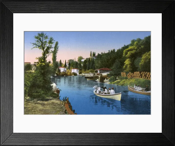Framed Print : The Sweet Waters of Asia Minor, Istanbul, Turkey Framed Print : The Sweet Waters of Asia Minor, Istanbul, Turkey