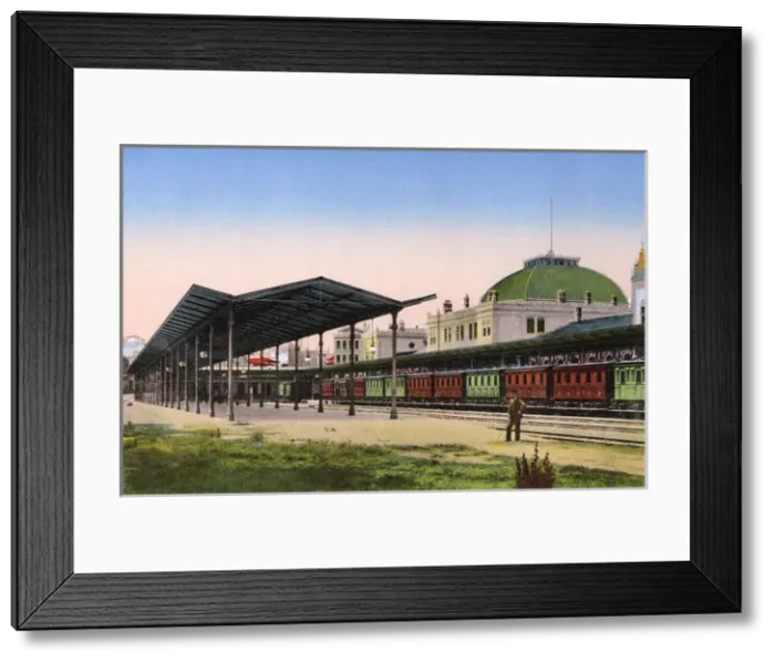 Framed Print : Railway Station at Sirkeci - Istanbul Framed Print : Railway Station at Sirkeci - Istanbul