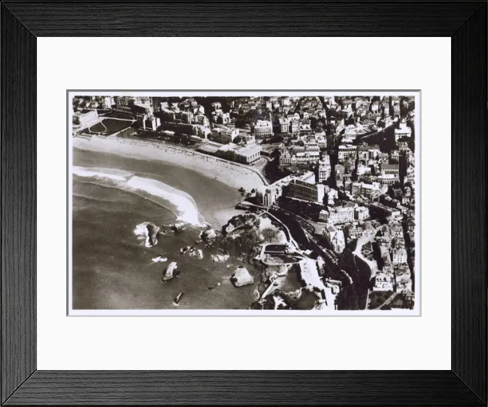 Framed Print : Aerial view of Biarritz, France - Le Grand Plage and Casino Framed Print : Aerial view of Biarritz, France - Le Grand Plage and Casino