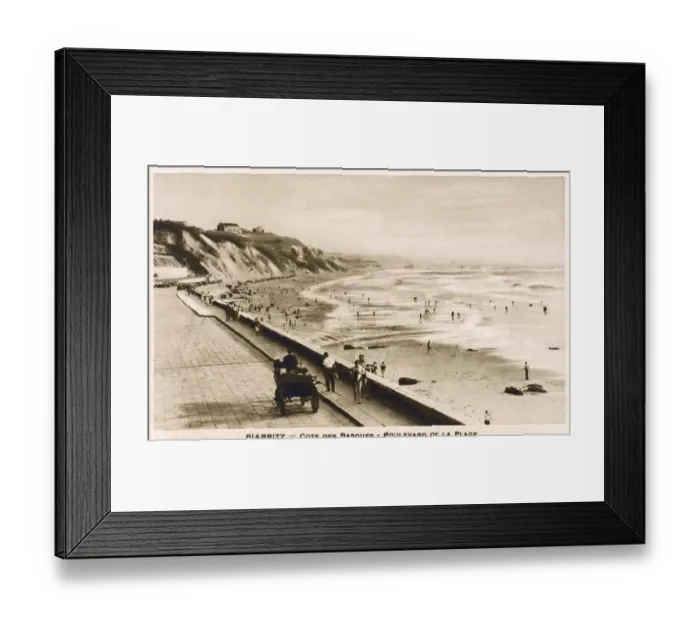 Framed Print : Biarritz, France - Boulveard de la Plage Framed Print : Biarritz, France - Boulveard de la Plage
