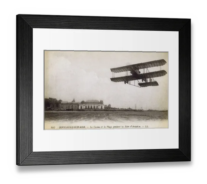 Framed Print : Airshow on the beach at Boulogne-sur-Mer, France Framed Print : Airshow on the beach at Boulogne-sur-Mer, France