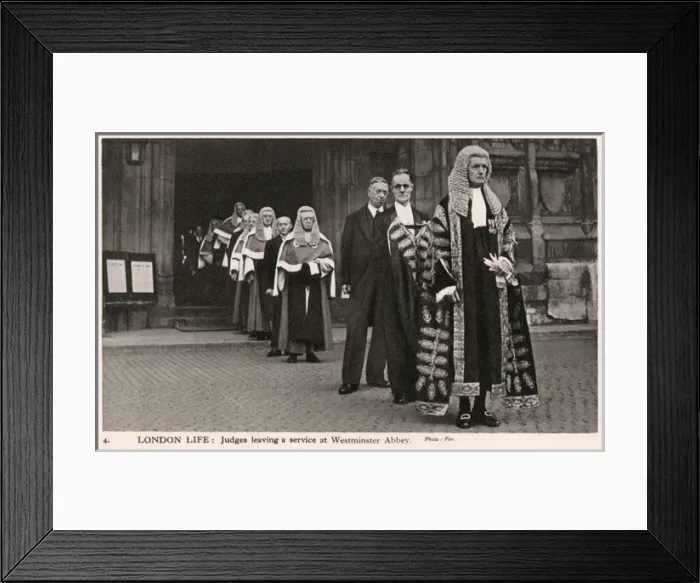 Framed Print : London Life: Judges leaving a service at Westminster Abbey Framed Print : London Life: Judges leaving a service at Westminster Abbey