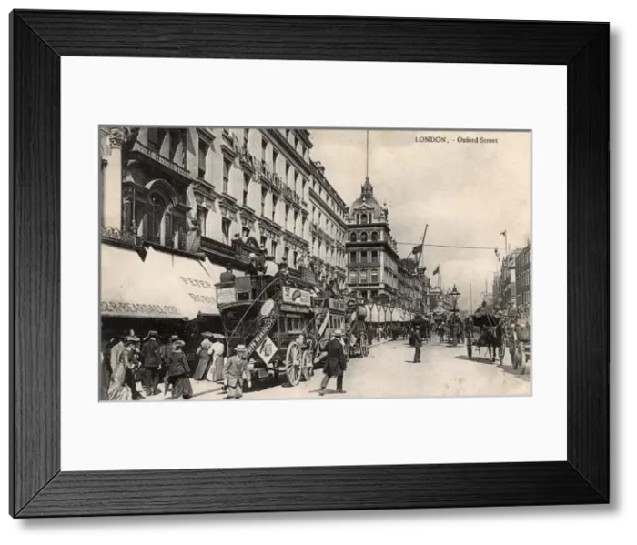 Framed Print : Peter Robinsons Department, Oxford Circus, London