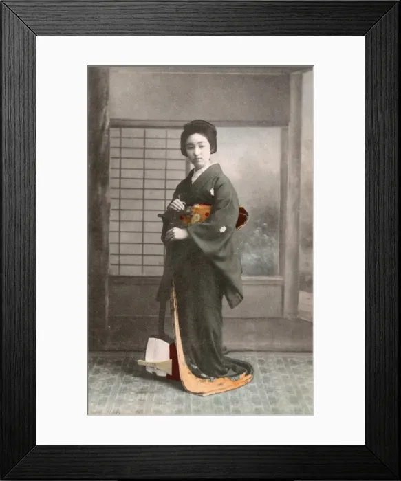 Framed Print : Japanese Geisha standing with her Traditional Shamisen Framed Print : Japanese Geisha standing with her Traditional Shamisen