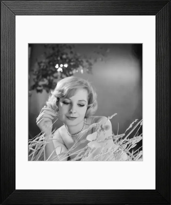 Framed Print : Advertisement for Nivea shampoo Framed Print : Advertisement for Nivea shampoo