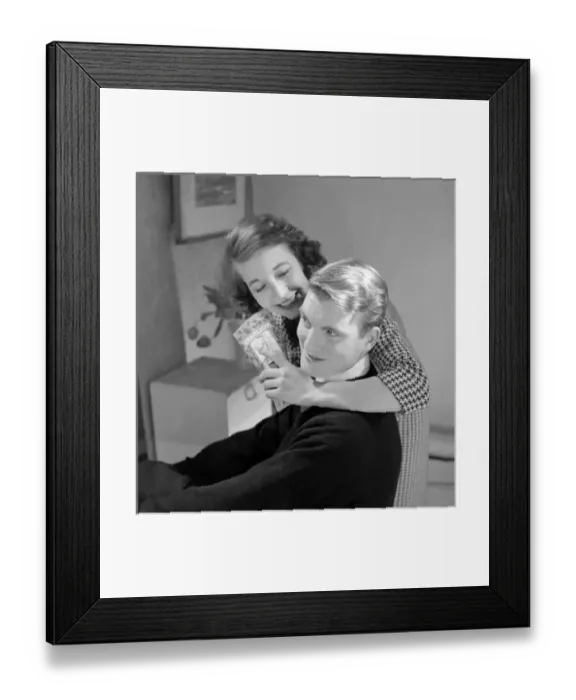 Framed Print : Advertisement for Silvikrin hair products Framed Print : Advertisement for Silvikrin hair products