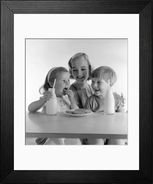 Framed Print : Advertisement for McVitie biscuits Framed Print : Advertisement for McVitie biscuits