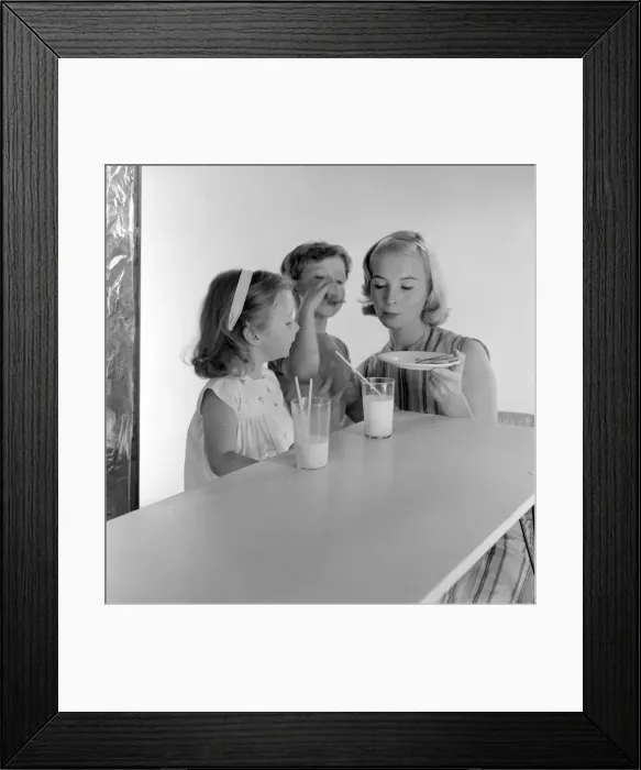 Framed Print : Advertisement for McVitie biscuits Framed Print : Advertisement for McVitie biscuits