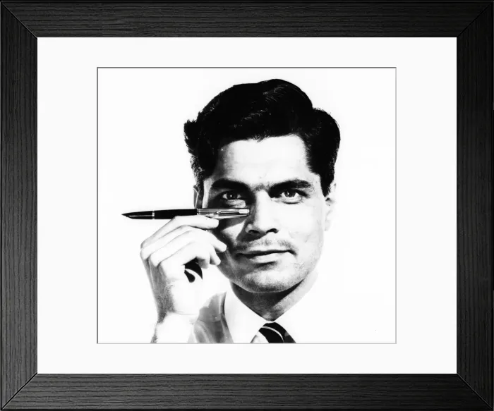 Framed Print : Advertisement for Parker Pens Framed Print : Advertisement for Parker Pens