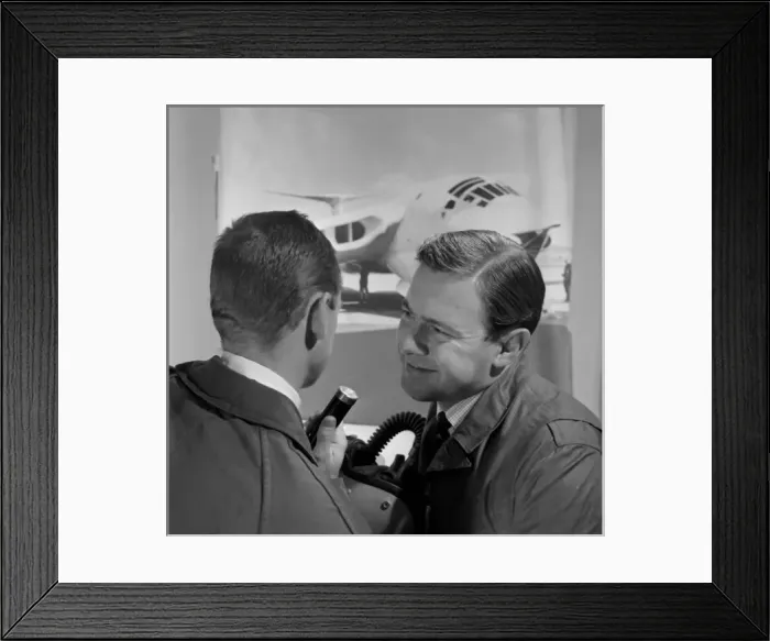 Framed Print : Advertisement for Silvikrin hair products Framed Print : Advertisement for Silvikrin hair products