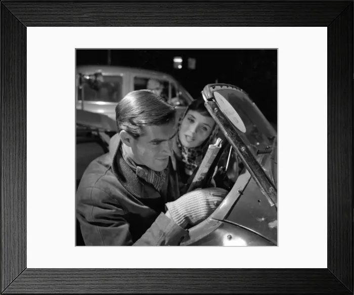 Framed Print : Advertisement for Silvikrin hair products Framed Print : Advertisement for Silvikrin hair products