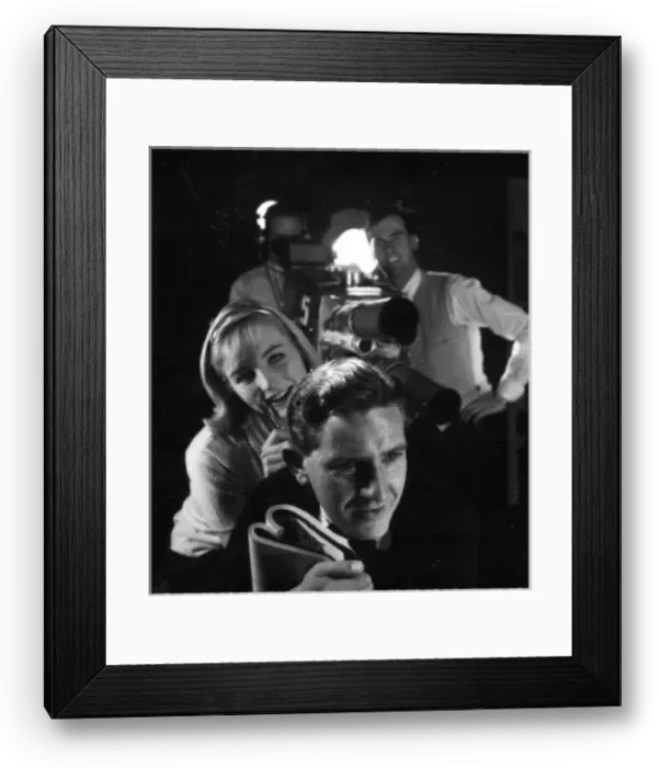 Framed Print : Advertisement for Silvikrin hair products Framed Print : Advertisement for Silvikrin hair products