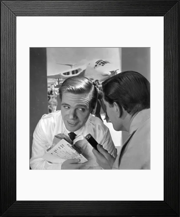 Framed Print : Advertisement for Silvikrin hair products Framed Print : Advertisement for Silvikrin hair products