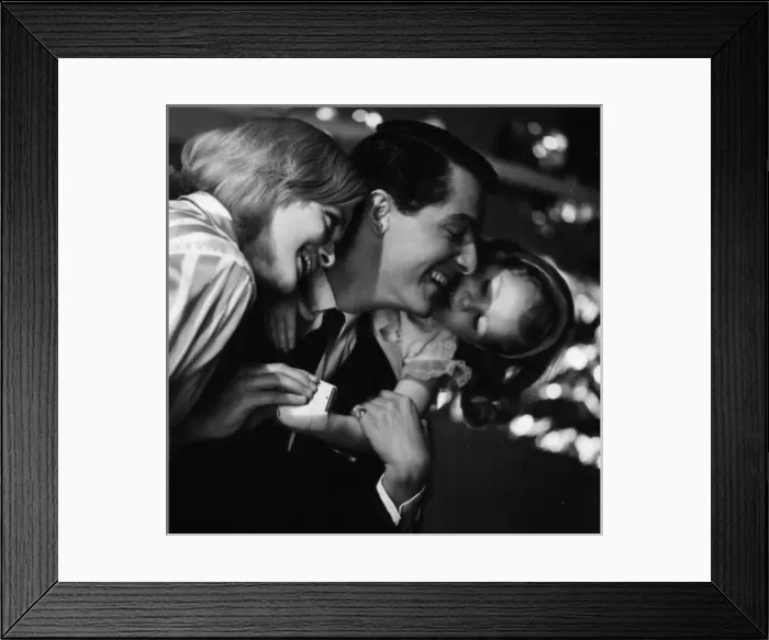 Framed Print : Advertisement for Remington shavers Framed Print : Advertisement for Remington shavers