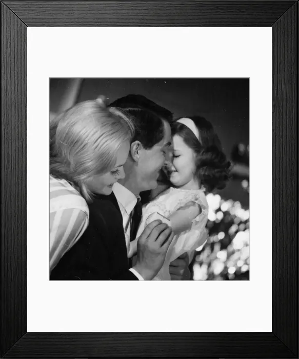 Framed Print : Advertisement for Remington shavers Framed Print : Advertisement for Remington shavers