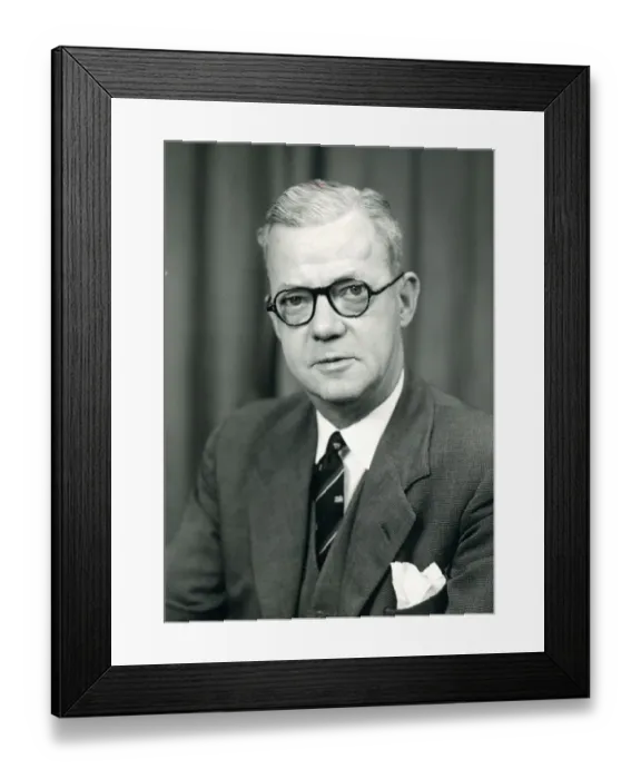 Framed Print : Sir George Gardner, KBE, CB, HonFRAeS, Royal Aeronautica? Framed Print : Sir George Gardner, KBE, CB, HonFRAeS, Royal Aeronautica?