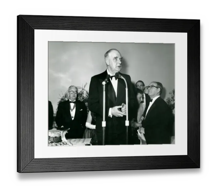 Framed Print : Dr Archie ballantyne, RAeS Secretary prior to presenting? Framed Print : Dr Archie ballantyne, RAeS Secretary prior to presenting?