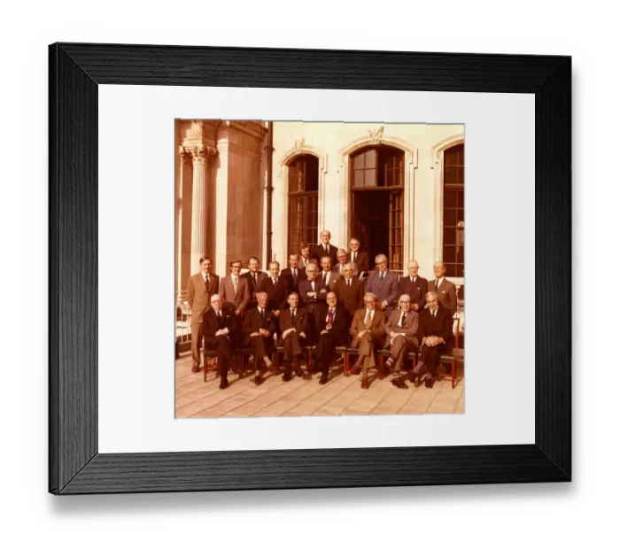 Framed Print : The 1974-1975 Royal Aeronautical Society Council on the ? Framed Print : The 1974-1975 Royal Aeronautical Society Council on the ?
