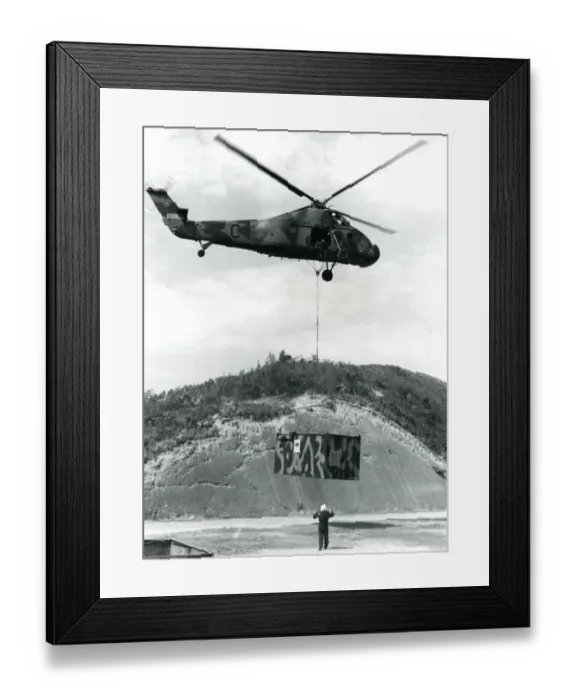 Framed Print : Westland Wessex HC2, XR527, of No28 Squadron RAF Kai Tak? Framed Print : Westland Wessex HC2, XR527, of No28 Squadron RAF Kai Tak?