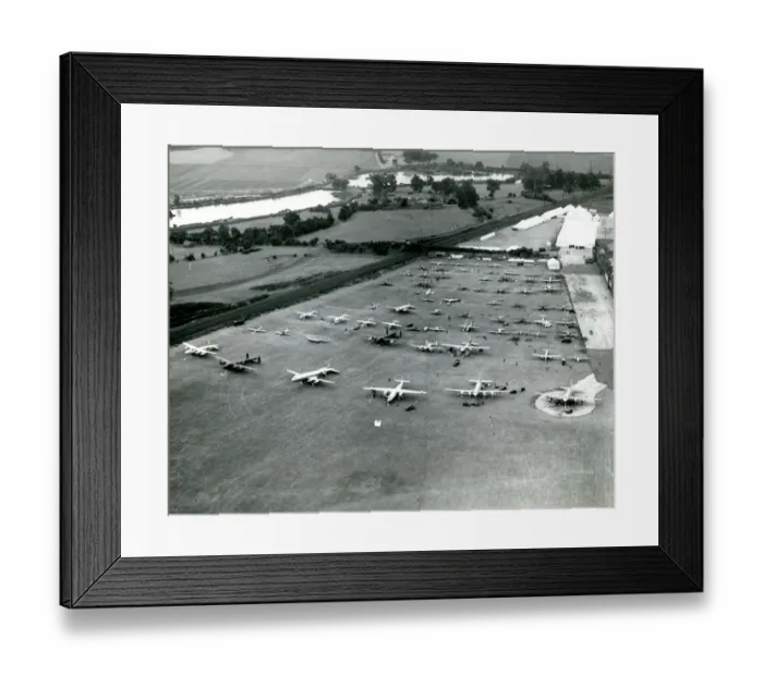 Framed Print : 1947 Royal Aeronautical Society Garden Party at Radlett Framed Print : 1947 Royal Aeronautical Society Garden Party at Radlett