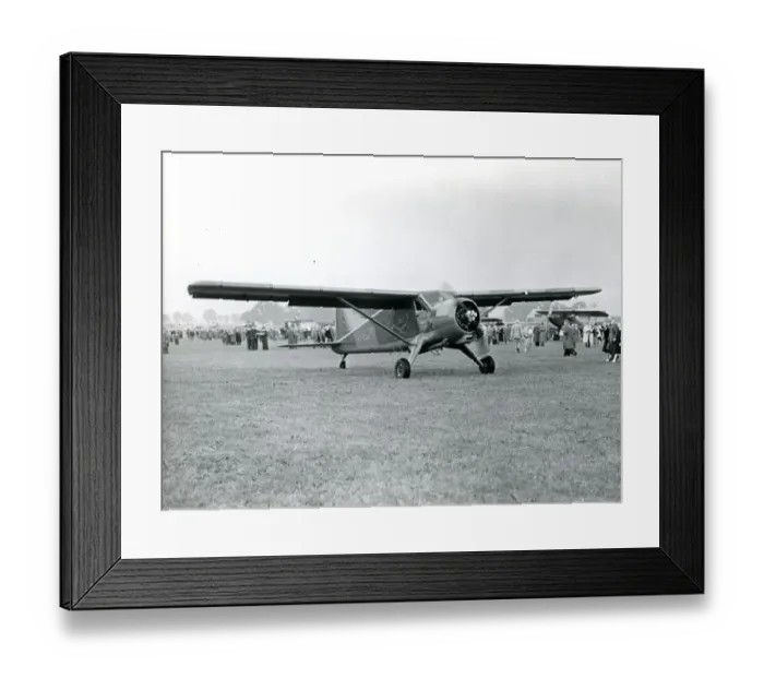Framed Print : de Havilland Canada DHC2 Beaver, G-AMVU, at the 1953 Roy? Framed Print : de Havilland Canada DHC2 Beaver, G-AMVU, at the 1953 Roy?