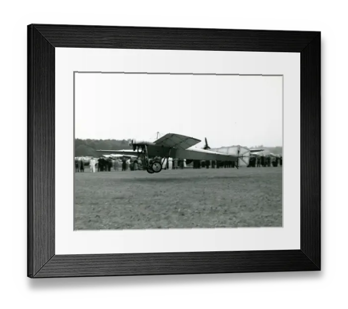 Framed Print : Blackburn Monoplane of 1912, belonging to the Shuttlewor? Framed Print : Blackburn Monoplane of 1912, belonging to the Shuttlewor?