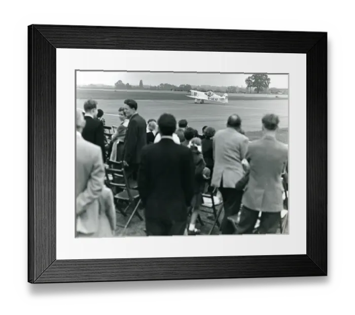 Framed Print : Percival E2 Mew Gull, G-AEXF, taxies past spectators at ? Framed Print : Percival E2 Mew Gull, G-AEXF, taxies past spectators at ?