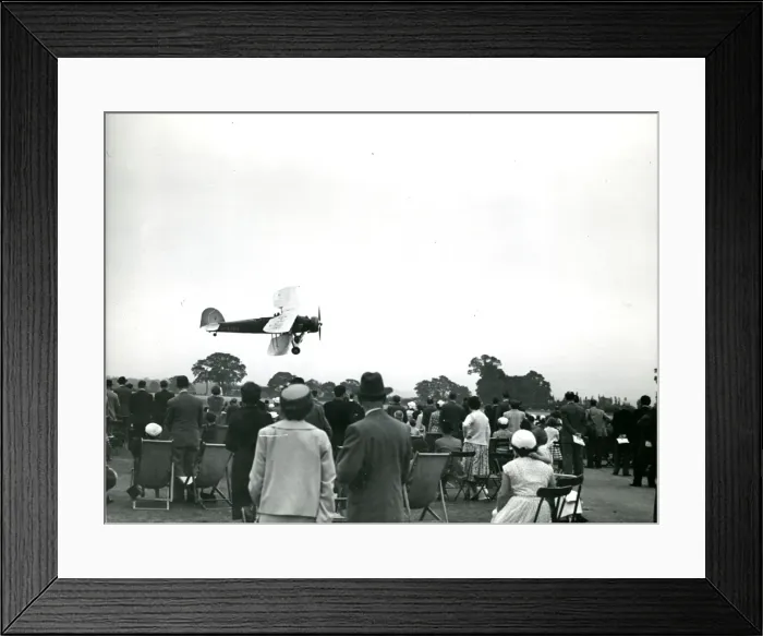 Framed Print : Fairey Swordfish II, G-AJVH, currently with the Royal Na? Framed Print : Fairey Swordfish II, G-AJVH, currently with the Royal Na?
