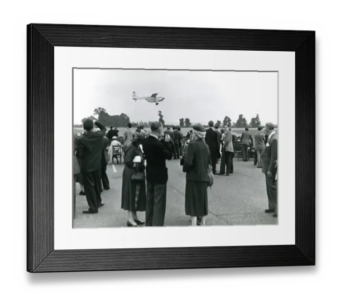 Framed Print : Edgar Percival EP9, G-AOFU, flown by Edgar Percival, fli? Framed Print : Edgar Percival EP9, G-AOFU, flown by Edgar Percival, fli?
