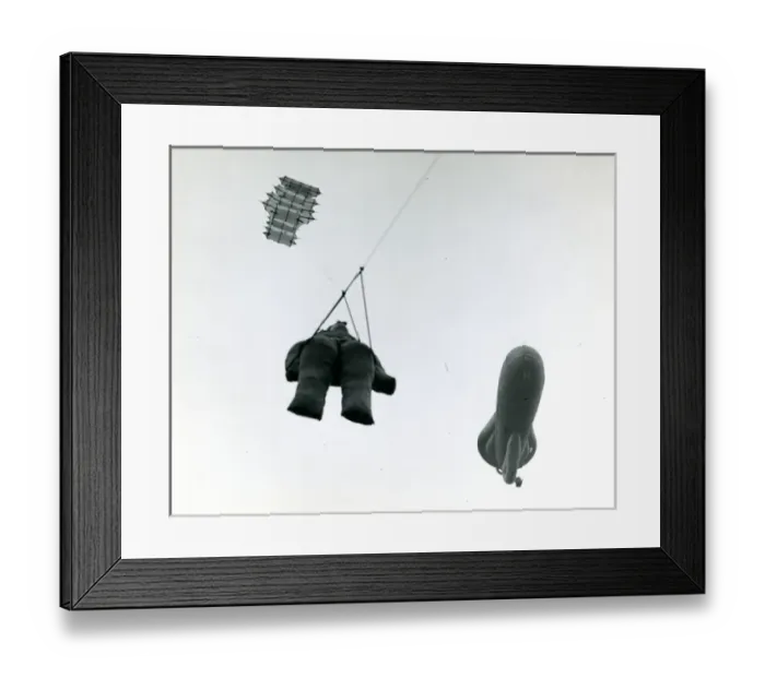 Framed Print : Kite and blimp at the 1950 Royal Aeronautical Society Ga?