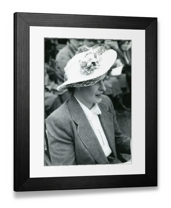 Framed Print : A guest at the 1951 Royal Aeronautical Society Garden Pa? Framed Print : A guest at the 1951 Royal Aeronautical Society Garden Pa?