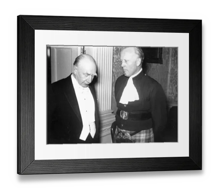Framed Print : The Royal Aeronautical Society held a dinner at No. 4 Ham? Framed Print : The Royal Aeronautical Society held a dinner at No. 4 Ham?