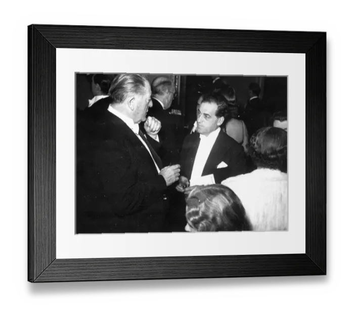 Framed Print : The Royal Aeronautical Society held a dinner at No. 4 Ham? Framed Print : The Royal Aeronautical Society held a dinner at No. 4 Ham?