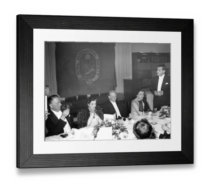 Framed Print : The Royal Aeronautical Society held a dinner at No. 4 Ham? Framed Print : The Royal Aeronautical Society held a dinner at No. 4 Ham?