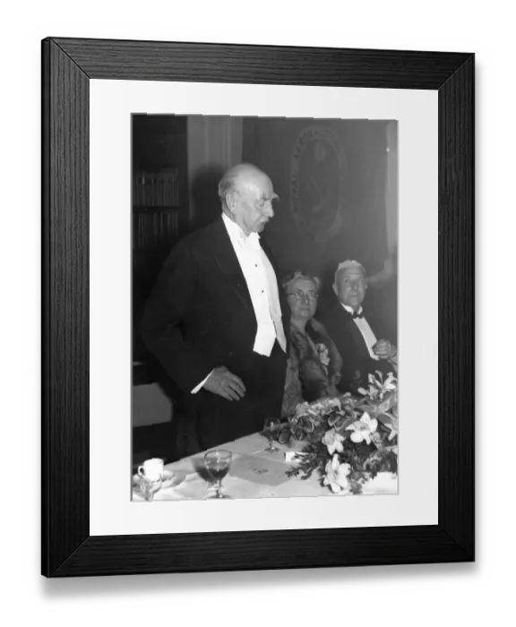 Framed Print : The Royal Aeronautical Society held a dinner at No. 4 Ham? Framed Print : The Royal Aeronautical Society held a dinner at No. 4 Ham?