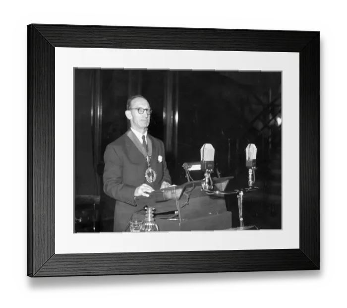 Framed Print : President?s address and reception at the Royal Instituti? Framed Print : President?s address and reception at the Royal Instituti?