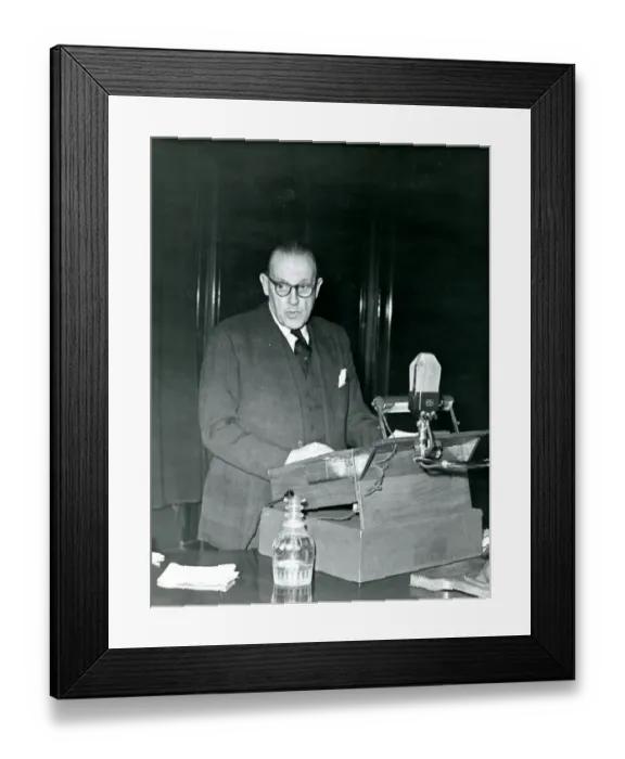 Framed Print : President?s address and reception at the Royal Instituti? Framed Print : President?s address and reception at the Royal Instituti?