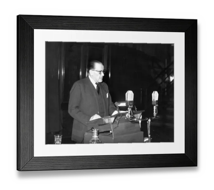 Framed Print : President?s address and reception at the Royal Instituti? Framed Print : President?s address and reception at the Royal Instituti?