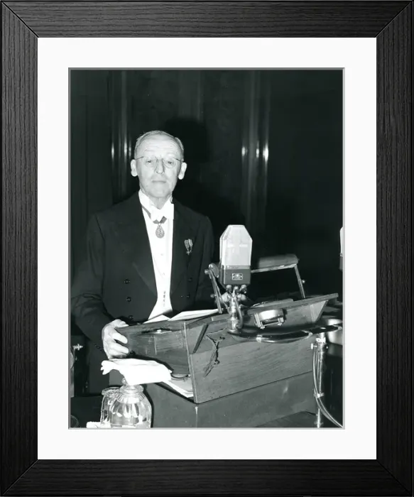 Framed Print : Sir William Farren, Royal Aeronatical Society President ?