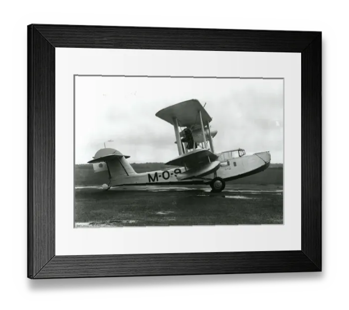 Framed Print : The first Argentine Supermarine Walrus I, M-O-9 Framed Print : The first Argentine Supermarine Walrus I, M-O-9