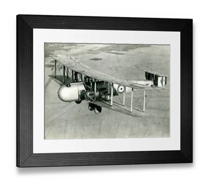 Framed Print : Vickers Victoria III, J7924 Framed Print : Vickers Victoria III, J7924