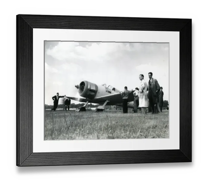 Framed Print : Vickers Venom, PVO-10, at Brooklands Framed Print : Vickers Venom, PVO-10, at Brooklands