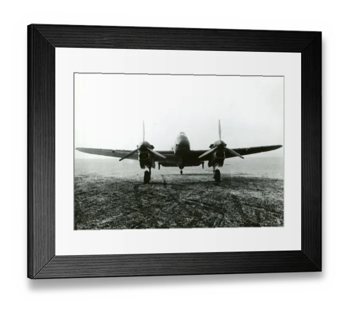 Framed Print : The second prototype Gloster F9 / 37, L8002 Framed Print : The second prototype Gloster F9 / 37, L8002