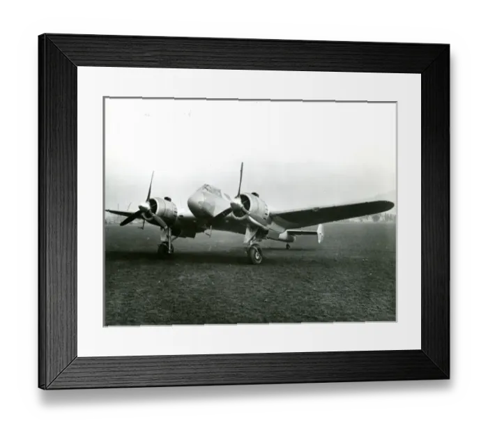Framed Print : The first prototype Gloster F9 / 37, L7999 Framed Print : The first prototype Gloster F9 / 37, L7999