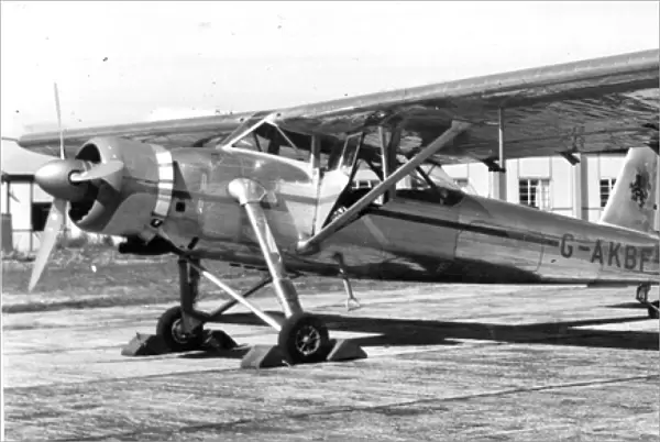 The first Scottish Aviation Pioneer, VL515, was re-engin?