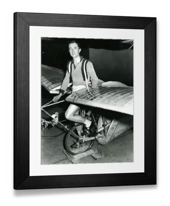 Framed Print : John Cecil Wimpenny, 1922-2015, in the de Havilland Puff? Framed Print : John Cecil Wimpenny, 1922-2015, in the de Havilland Puff?