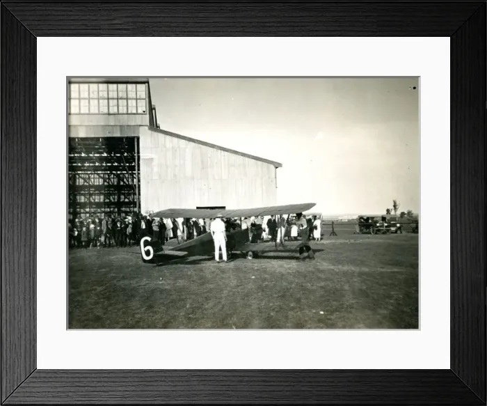 Framed Print : Broadsmith B4 Framed Print : Broadsmith B4