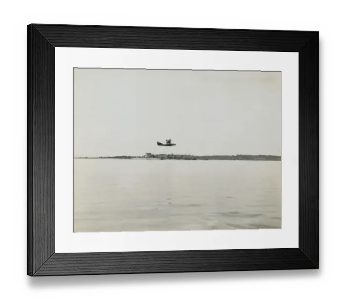 Framed Print : RNAS Calshot Unit Curtiss H12 Large America, 8671, off C? Framed Print : RNAS Calshot Unit Curtiss H12 Large America, 8671, off C?