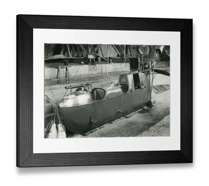 Framed Print : The gondola of SSZero Framed Print : The gondola of SSZero